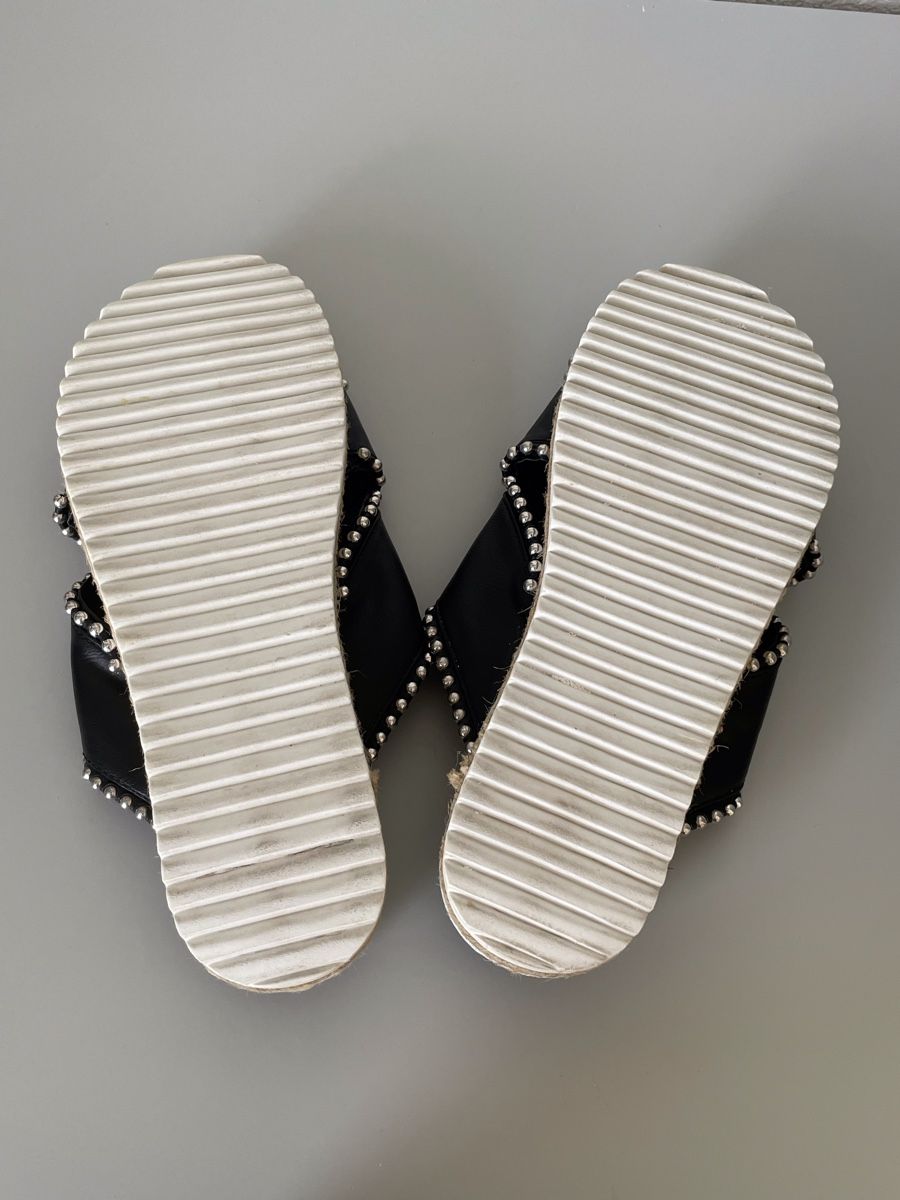 Zara Scarpe da donna: Mules ZARA cloutées pointure 38 – Usato da Vuadens venduto da Nina11 4