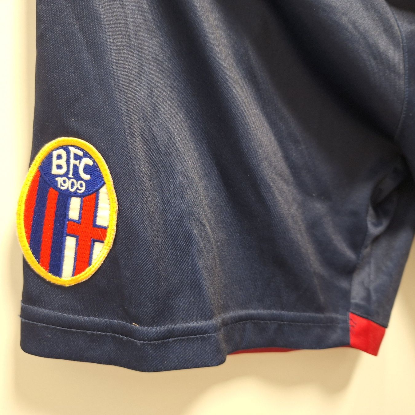 Canottiere & Pantaloni: short Macron Bologna calcio XS – Usato da Bellinzona venduto da LA-ropa-de-Juan 3