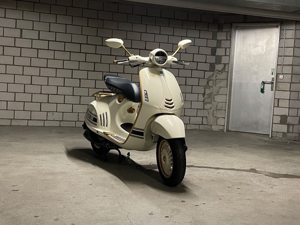 Vespa Scooter: Vespa 946 Dior – Nuovo (secondo la descrizione) da Horw venduto da ankt53 2