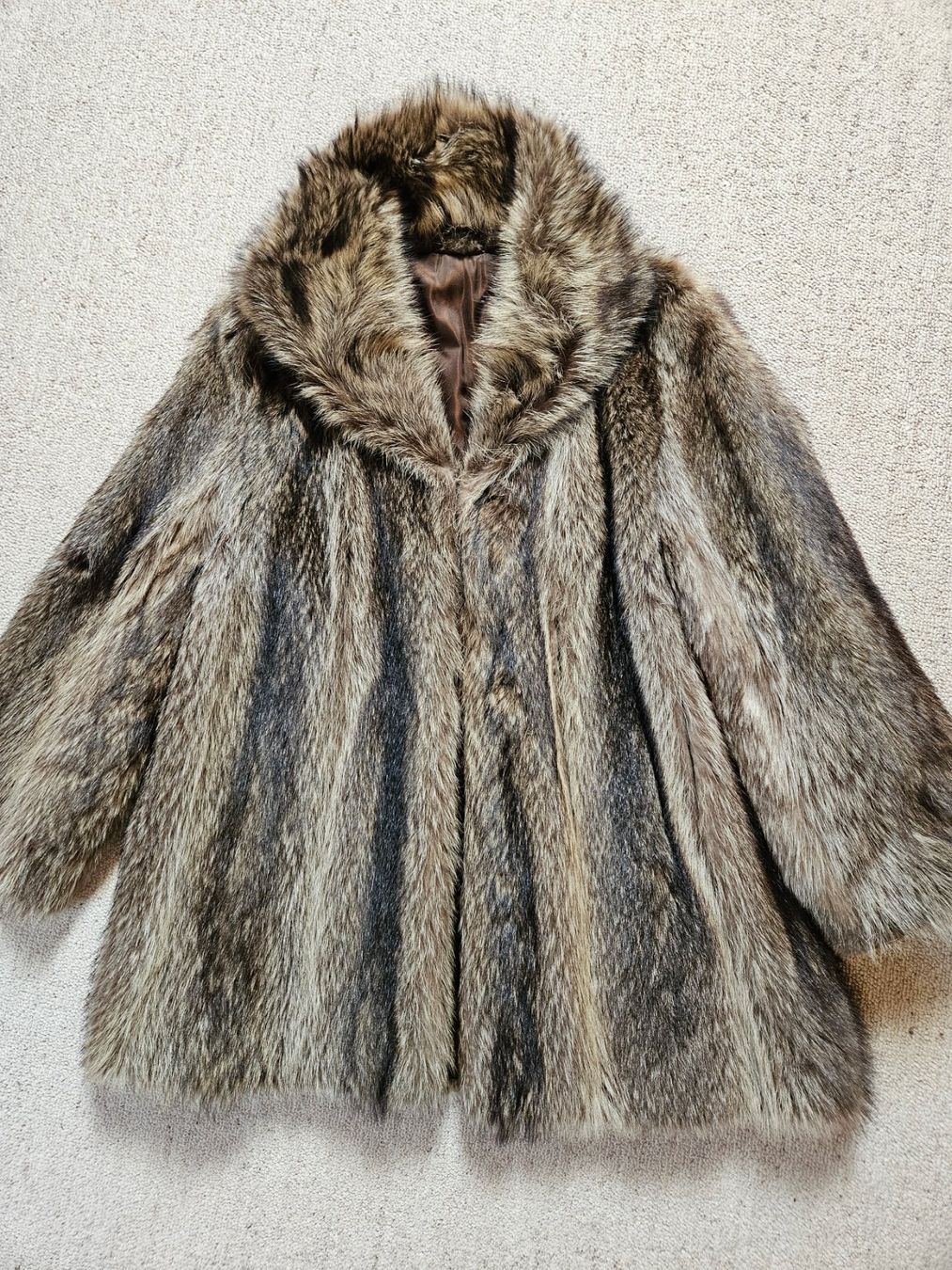 Giacche: Pelzjacke, Waschbär – Usato da Erlinsbach venduto da inf_ml8q