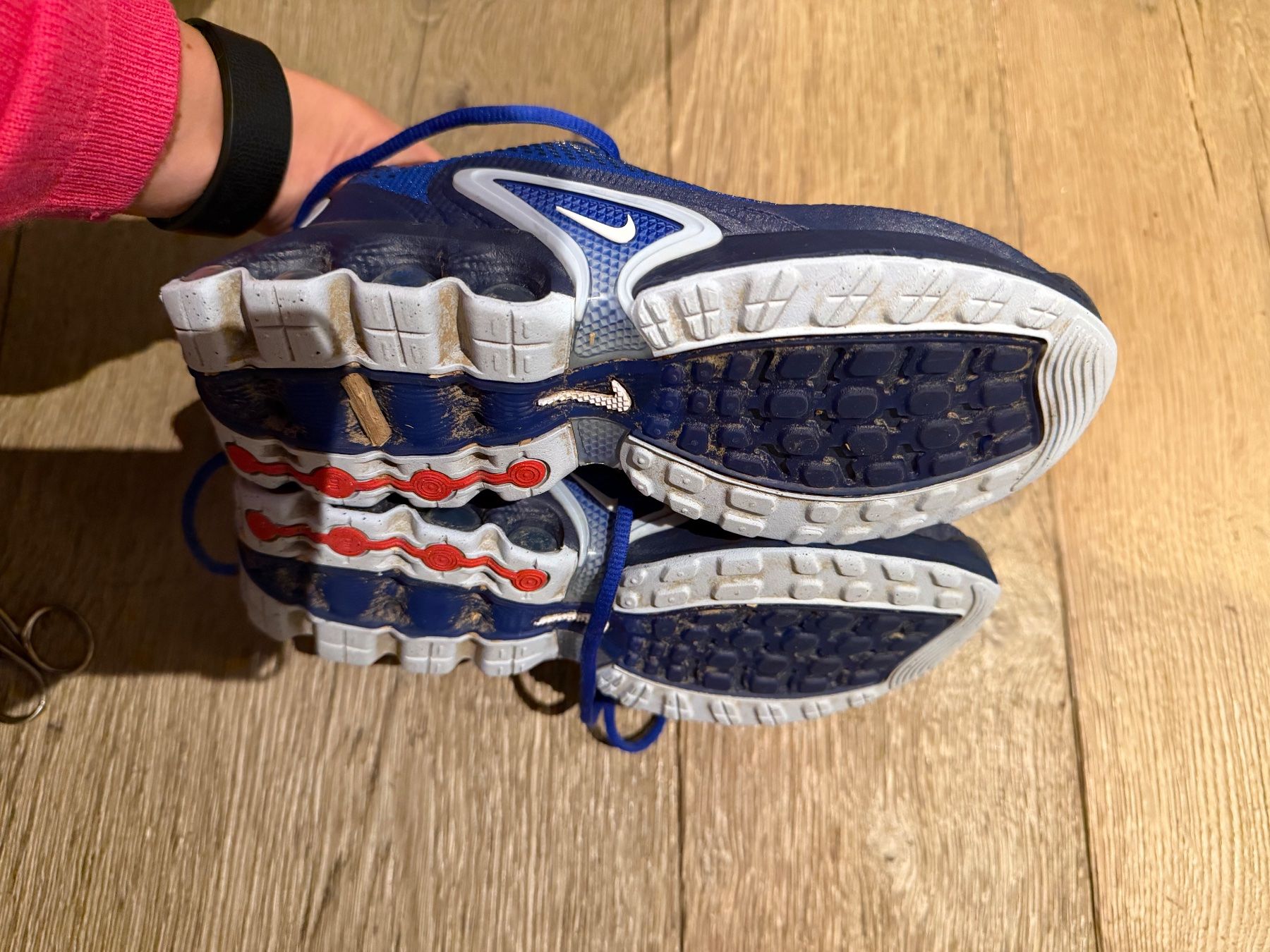 Nike Scarpe per ragazzi: Nike Air Gr.35 – Usato da Conches venduto da edely83 3