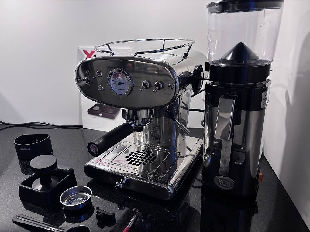 FrancisFrancis! Macchine per caffè & Macchine per espresso: Francis Francis X1 Espressomaschinee + Kaffeemühle – Usato da Hünenberg venduto da AzteC_8 1