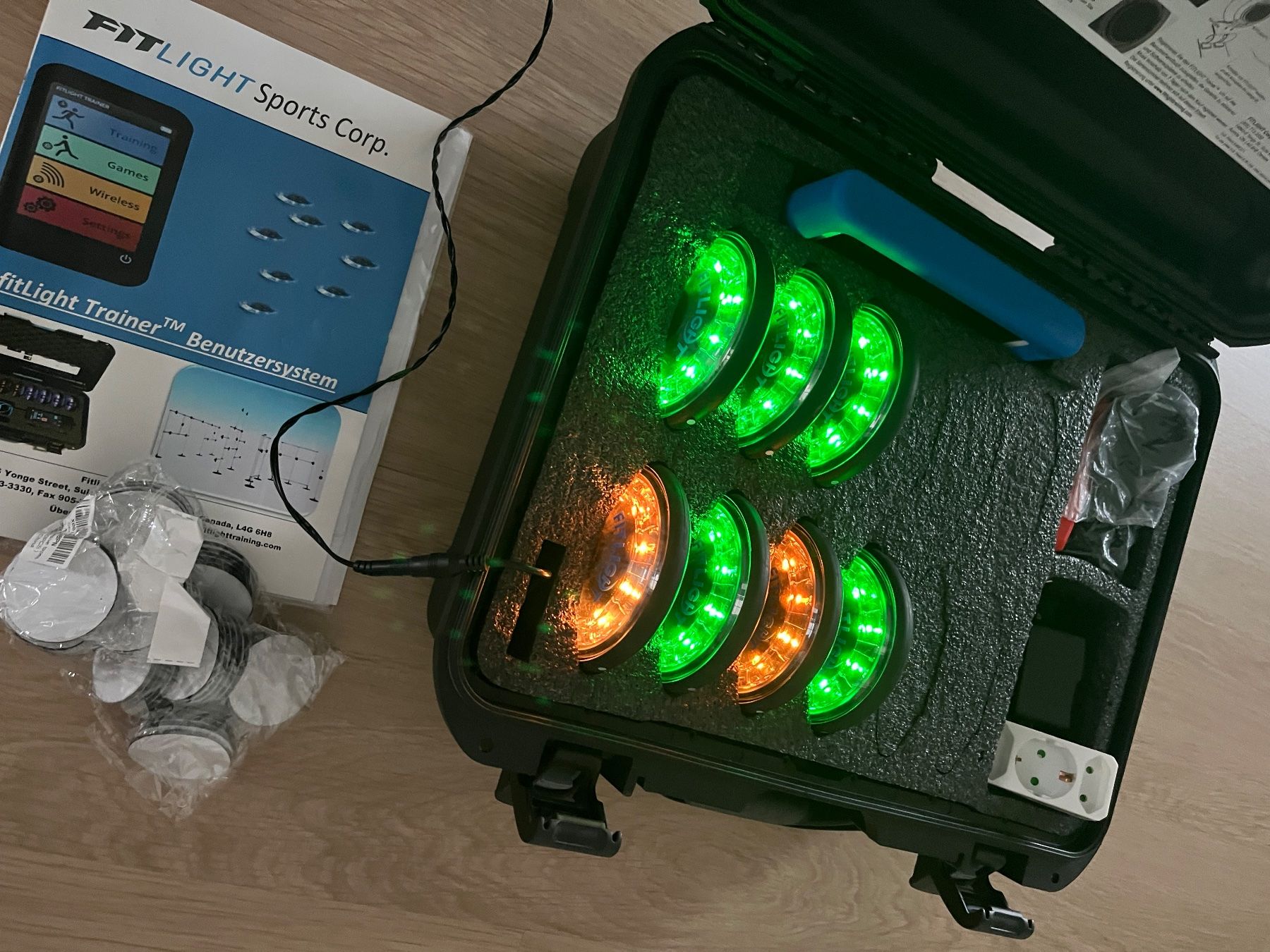 Hometrainer: Fitlight-Trainer | Set mit Ladekoffer, Tablet und Lights – Usato da Aarau venduto da Fub_Bes 1