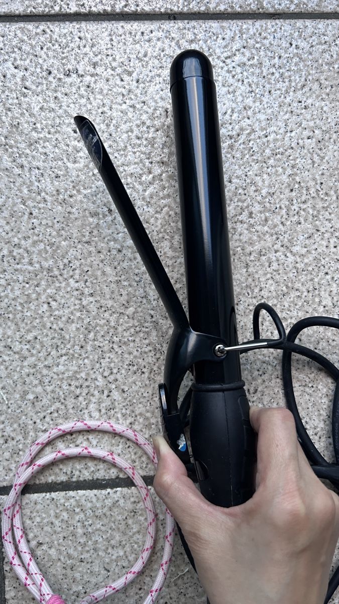Piastre & Arricciacapelli: Curling iron black used condition functional – Usato da Genève venduto da Noemie.wrmsi 3