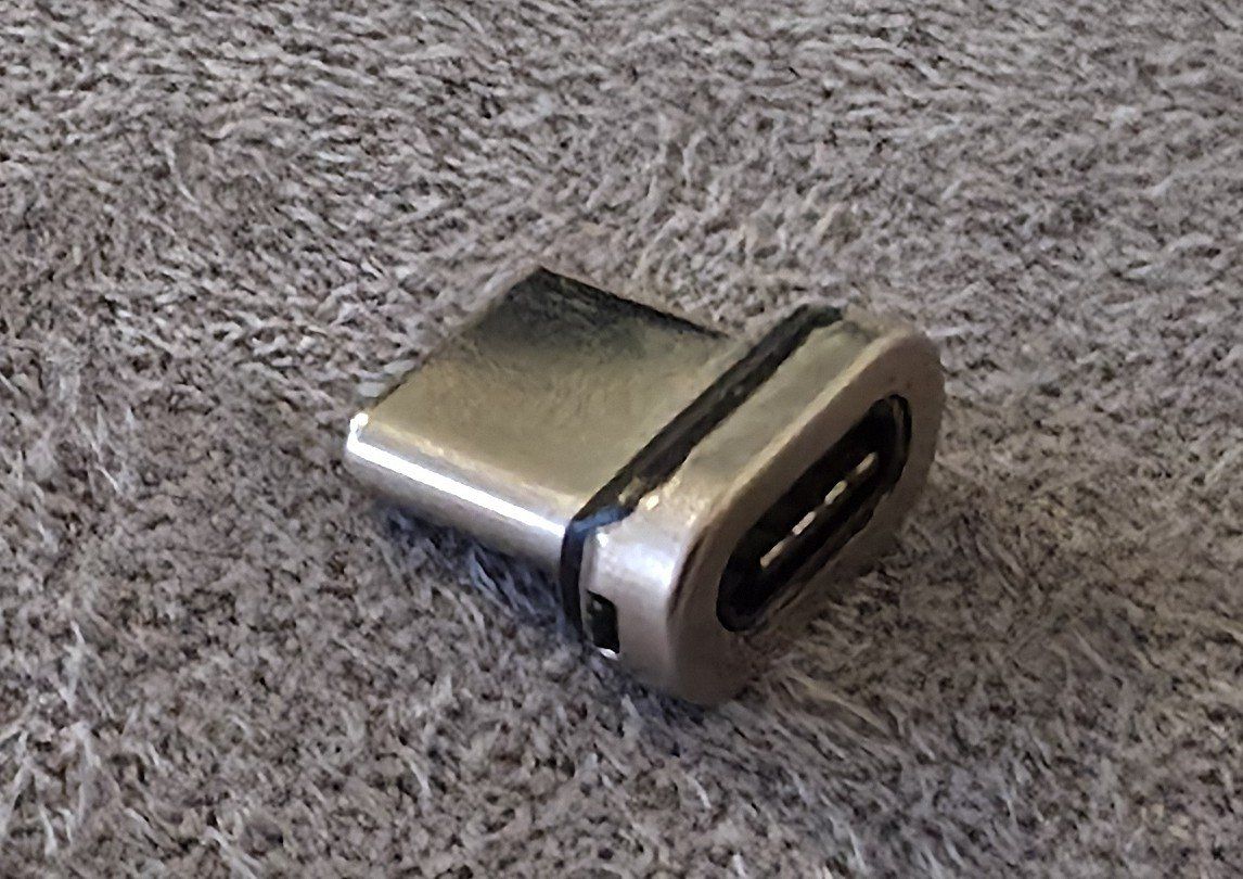 Ugreen Kabel: UGREEN USB Magnet Ladekabel Set – Gebraucht aus St. Margrethen SG von willisantos 3