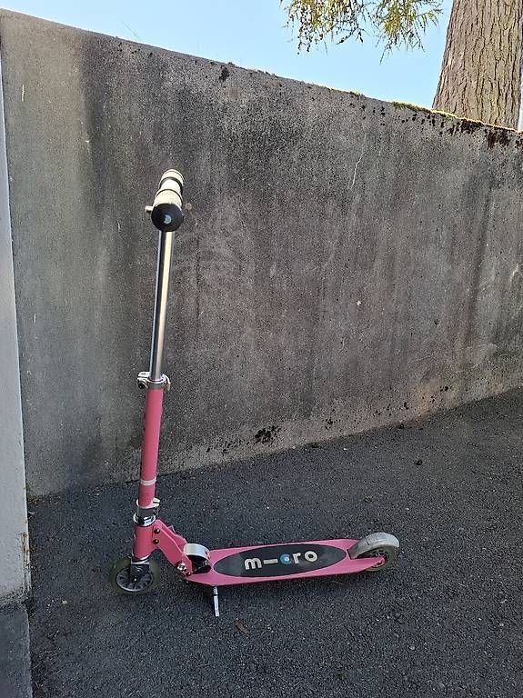 Micro Kickboard: Micro Trotti pink – Usato da Fislisbach venduto da honey_12