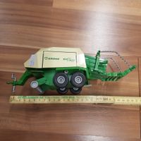 Siku Quaderballenpresse Krone K11