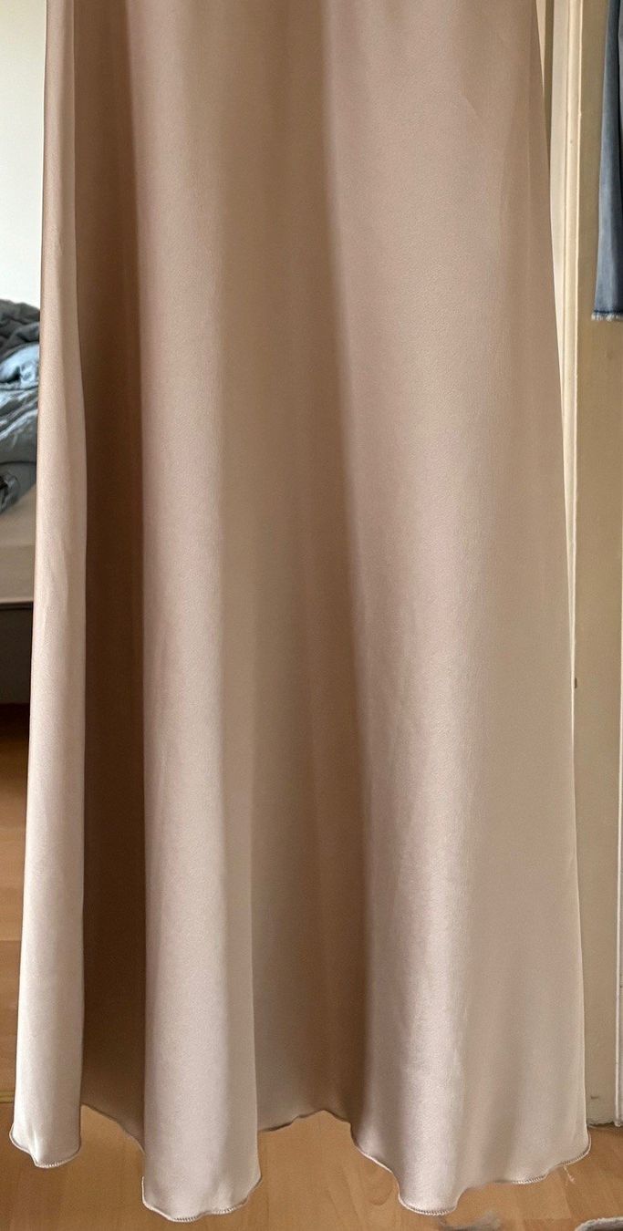 Robes: ROBE! M – Neuf avec emballage d'origine à Locarno par NicoNion 3