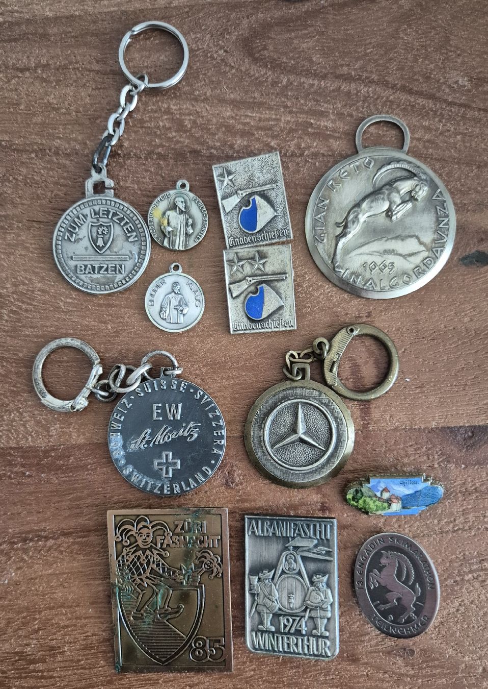 Anhänger: Vintage Pin & Anhängerlot – Gebraucht aus Zürich von Dalema13 5