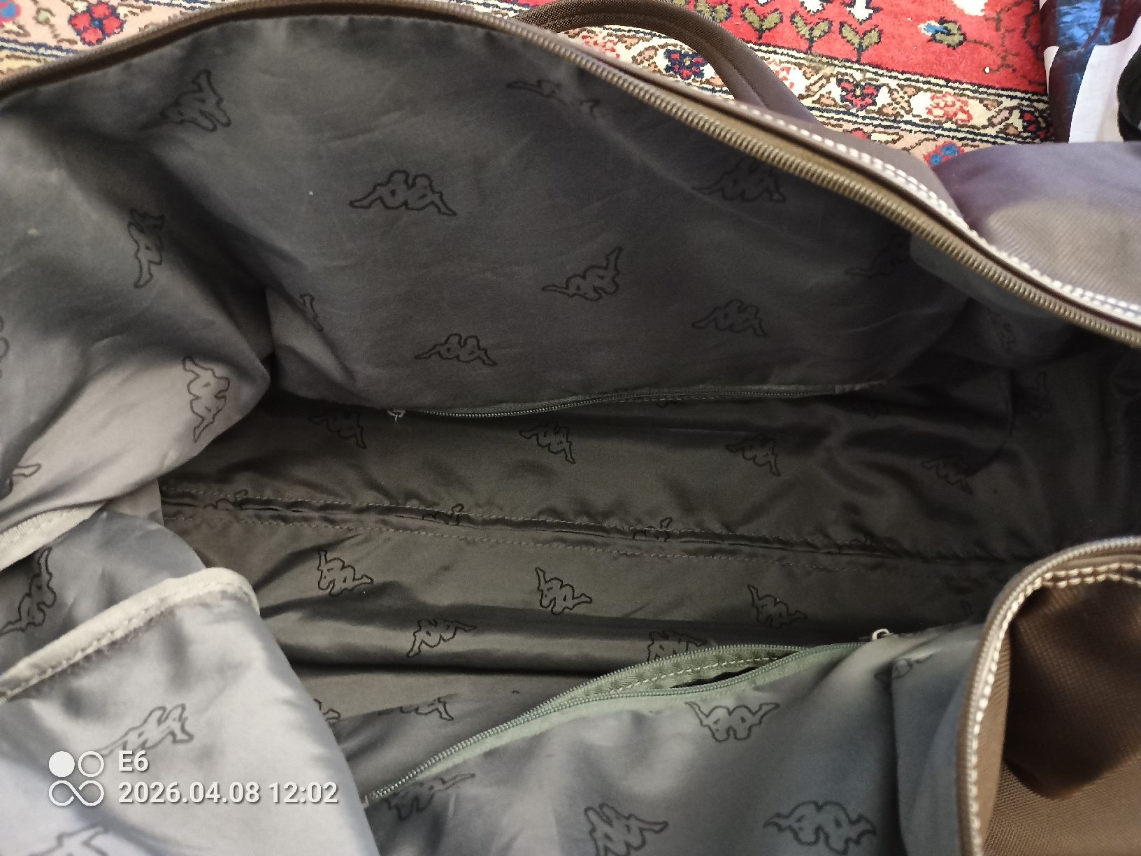 Kappa Taschen: Geräumige Reisetasche. Marke: KAPPA – Gebraucht aus Zürich von Mitzi6 6