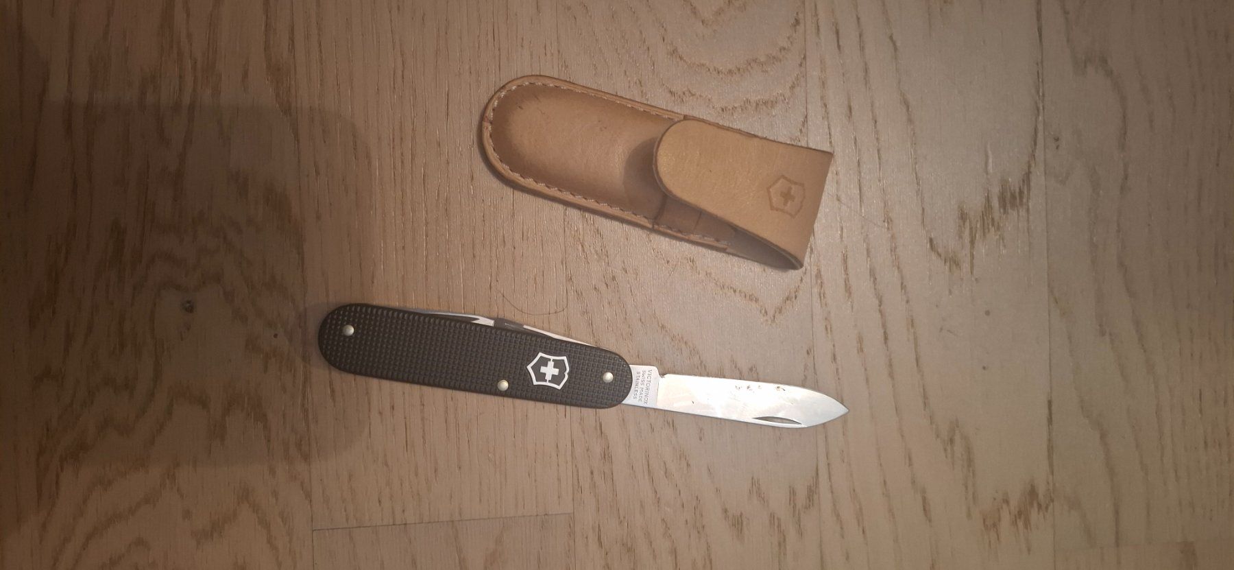 Victorinox Coltelli tascabile: couteau VICTORINOX – Usato da Chancy venduto da dave58v