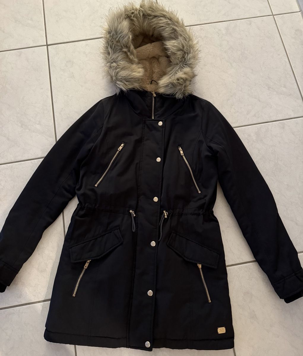 Only Cappotti: Only Parka xs – Usato da Luzern venduto da CocoLoco82