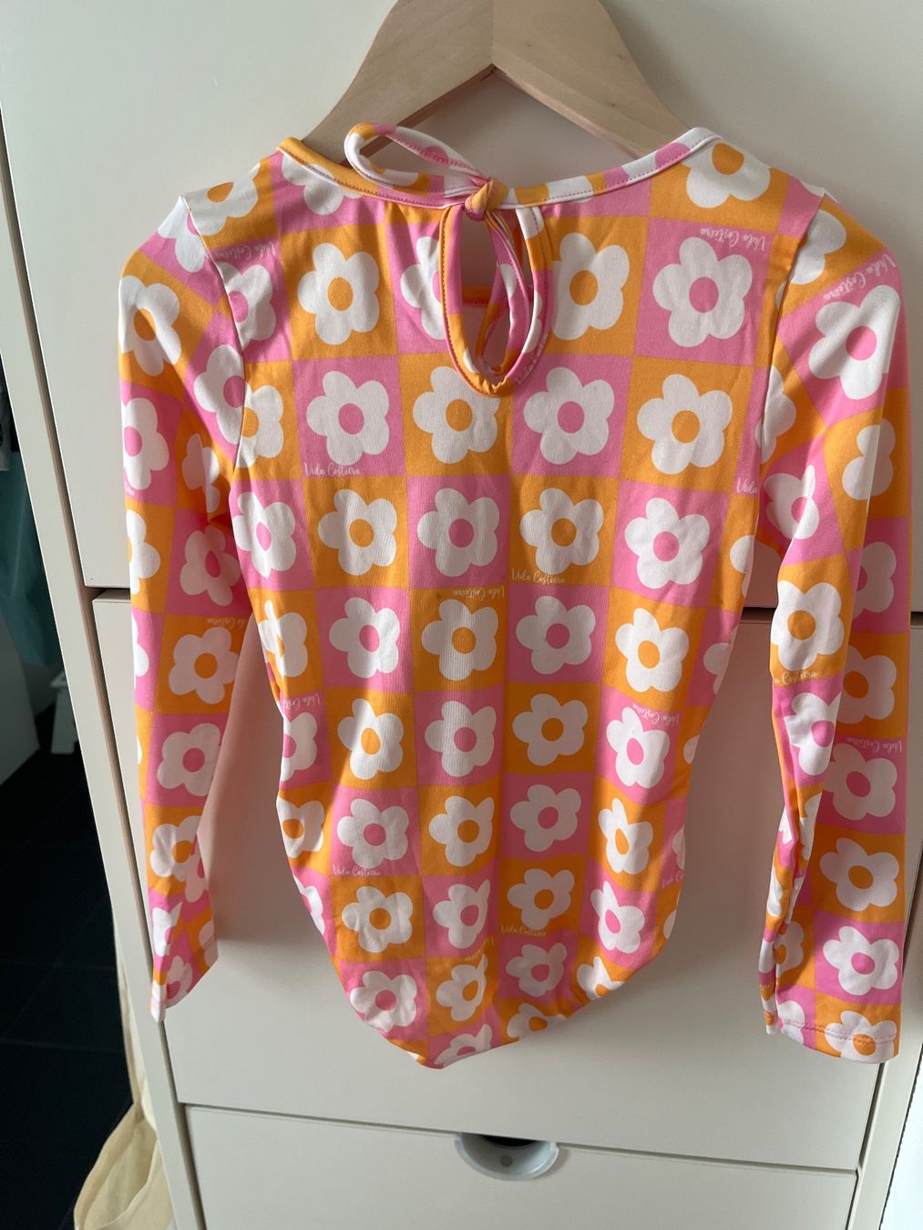 Costumi da bagno & Bikini: UV-Badeanzug Grösse 110/116 Blumenmuster neu – Nuovo (secondo la descrizione) da Dübendorf venduto da gabi.f.silva 1