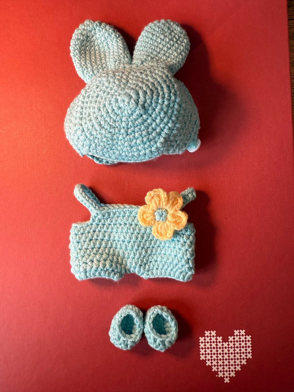 Pop Mart Statuette: Blue Bunny  Dress for Labubu – Nuovo (secondo la descrizione) da Airolo venduto da MomTheBraggerStudio
