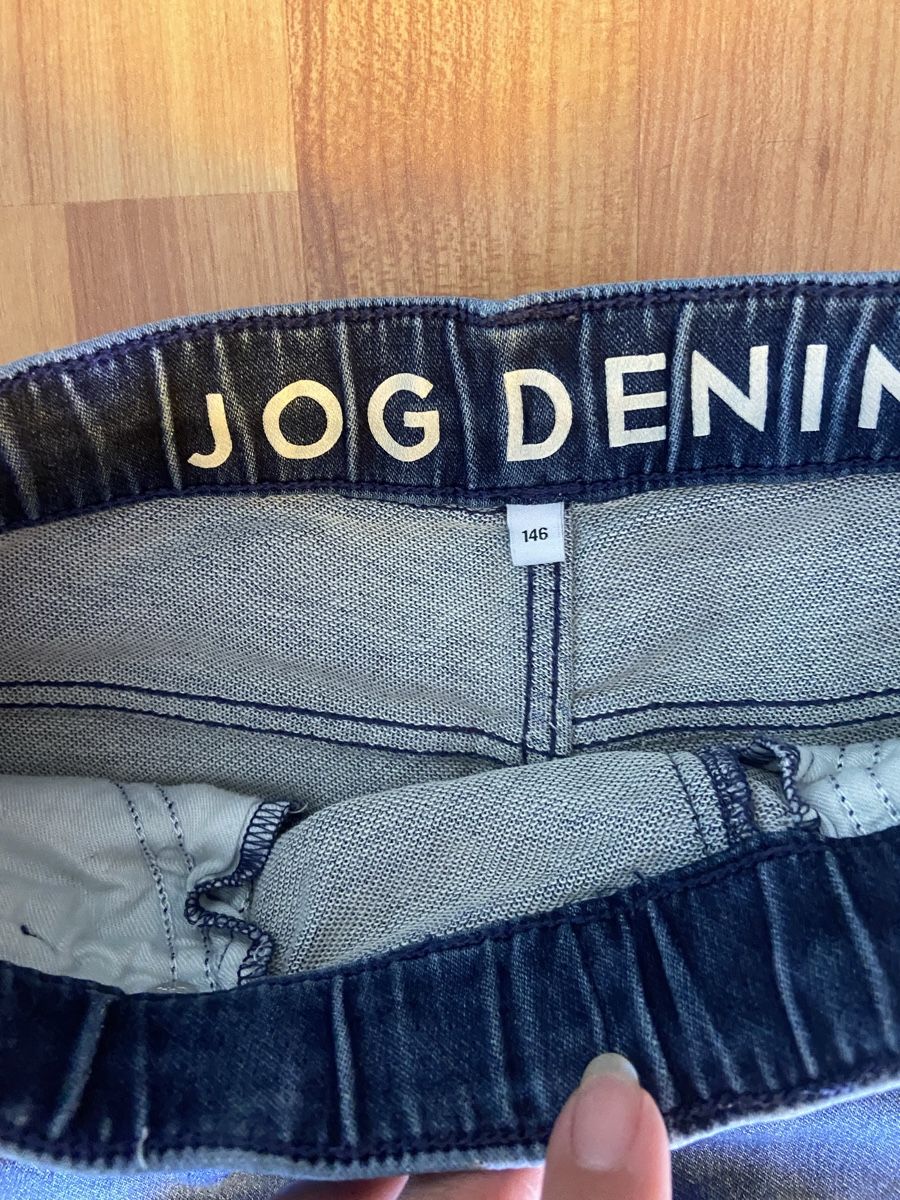 Pantaloni: Jeans Jog Denim Gr. 146 – Usato da Amriswil venduto da Bobbel-Zauber 1