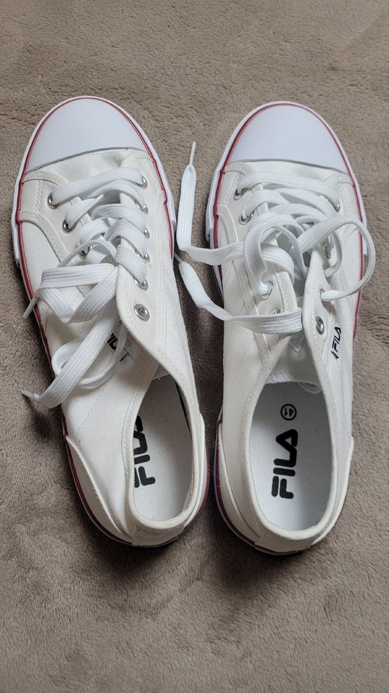Fila Scarpe da uomo: Baskets Fila blanches, taille 41 - jamais porté – Nuovo e nell'imballaggio originale da collonges venduto da marlene.carlos