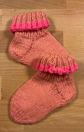 Kindersocken - Rosa - handgestrickt - Grösse 21/22 - NEU
