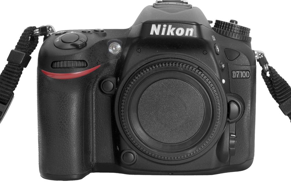NIKON D7100 Kamera mit FULL HD VIDEO D 7100 DSLR Kaufen auf Ricardo