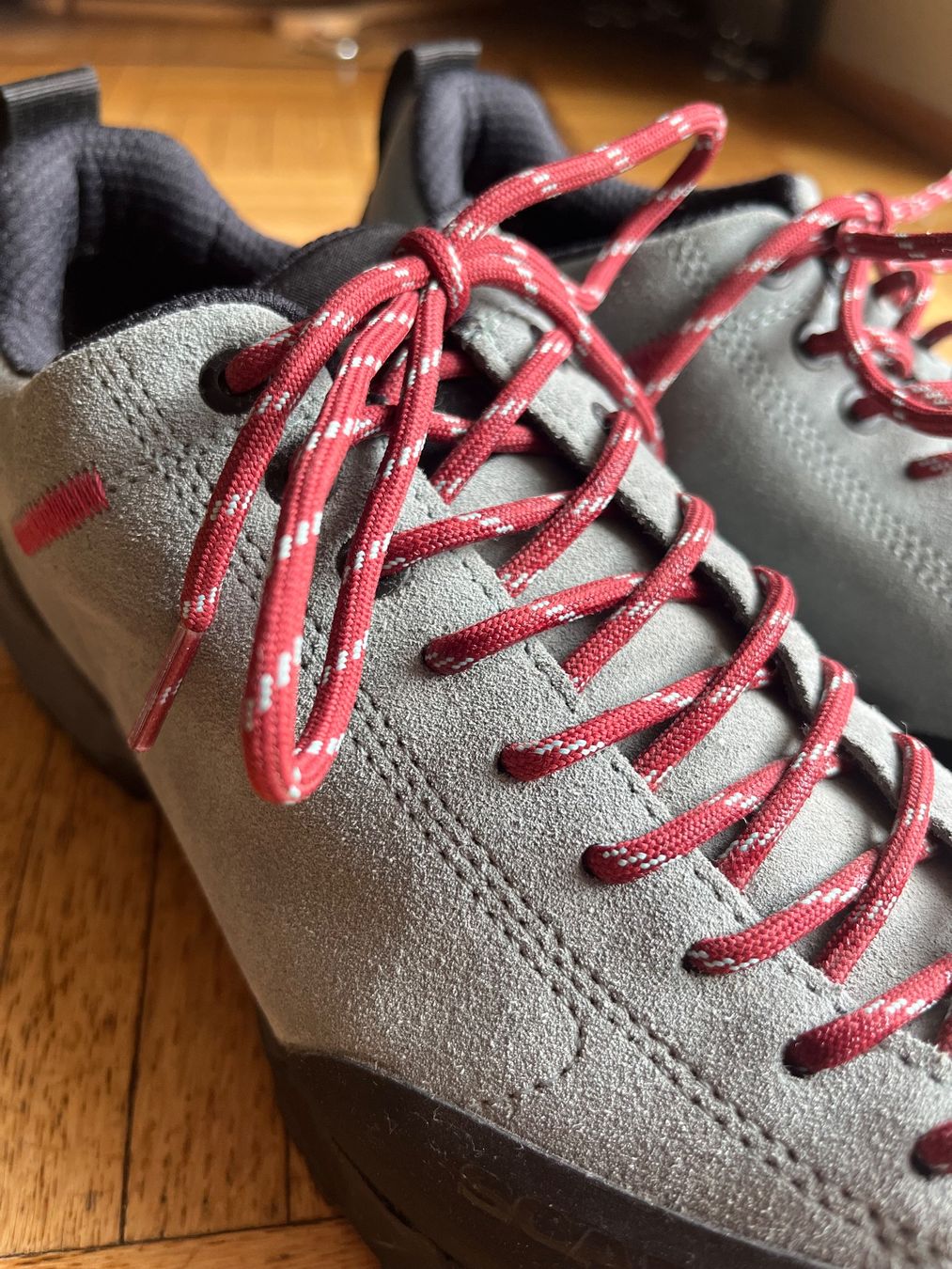 Scarpa Scarpe da donna: Scarpa Mojito Trekkingschuhe Grau Gr. 39,5 – Nuovo (secondo la descrizione) da Binningen venduto da menabee 6