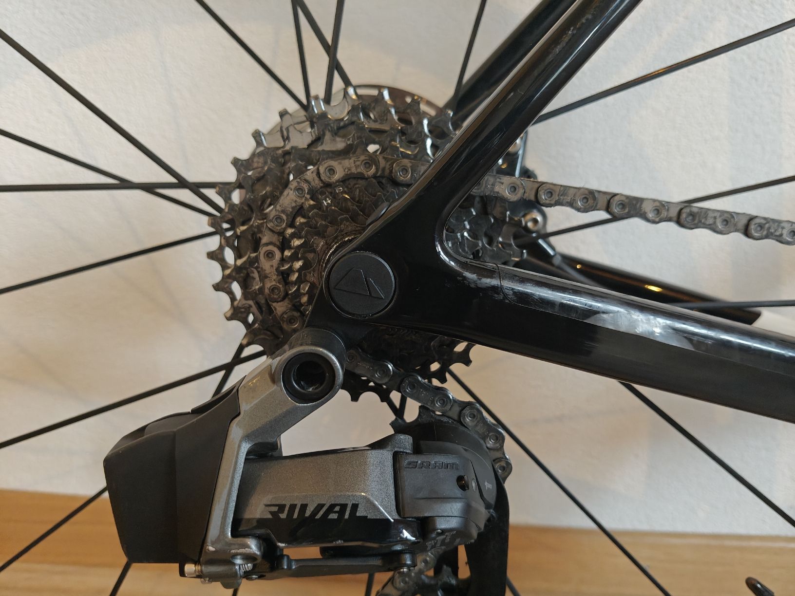 Canyon Biciclette: Canyon Ultimate CF SL 7 eTab 2023 – Usato da Ebnat-Kappel venduto da Sara.07 7