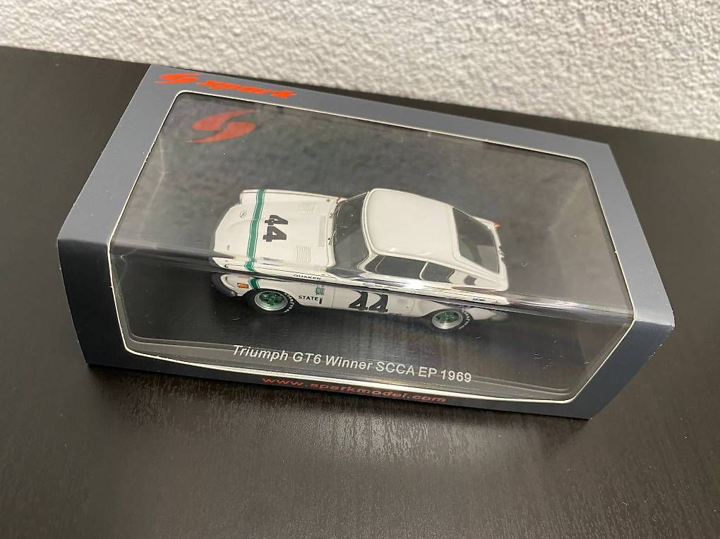 Spark Modellini d'auto: Triumph GT6 - Spark 1:43 – Nuovo e nell'imballaggio originale da Niederhasli venduto da Yotanke50