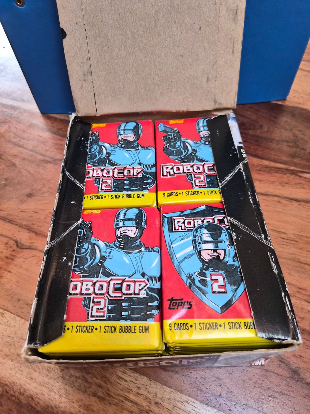 Topps Carte collezionabili: TRADING CARDS ROBOCOP 2 1990 – Nuovo e nell'imballaggio originale da Schönenberg ZH venduto da heaangst 1