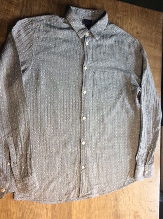 H&M HEMD GR.M grau Waffelstoff weisse Stickerei H&M