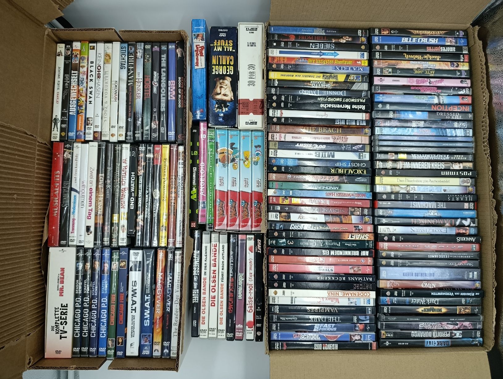 Tutti i DVDs: 100+ DVDs Konvolut Set, Spielfilme, Serien – Usato da Wil SG venduto da Donaldus