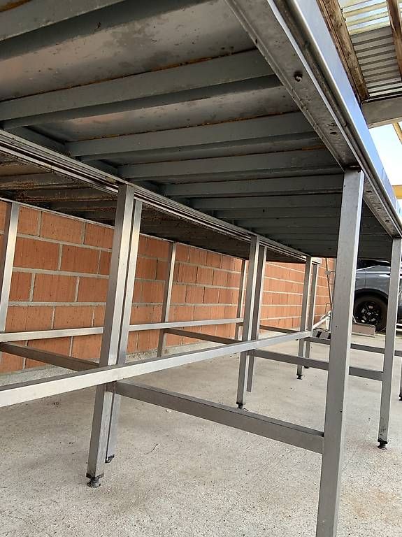Tavoli: Robuster Chromstahl-Arbeitstisch Gastro – Usato da Burgdorf venduto da dkwhummel 3