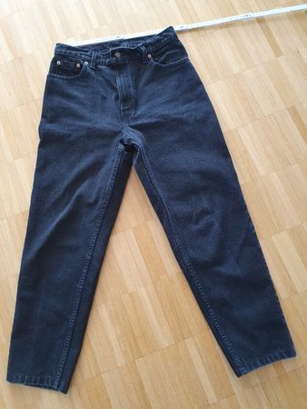 Vintage Levi's 551 Jeans,Relaxed Fit Tapered Leg, Top Zustan