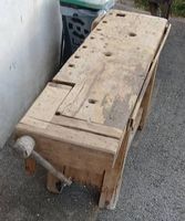 Bel établi ancien, poncé, rénové...