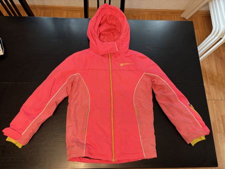 Ski jacket 
