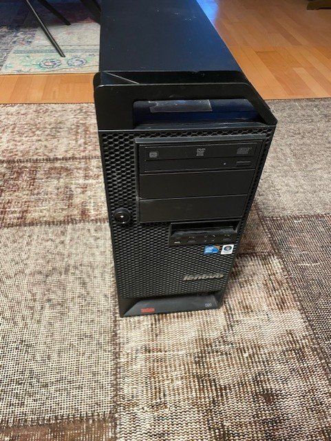 Lenovo PCs: Lenovo Thinkstation D20 – Defekt aus Ennetbaden von djpejic