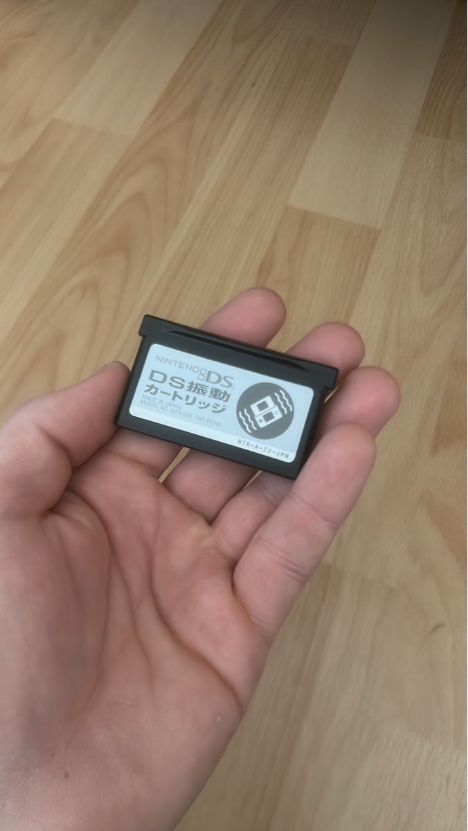 Nintendo Giochi: Nintendo DS RUMBLE PAK / Erschütterungsmodul – Usato da Solothurn venduto da CityNordMarketplace