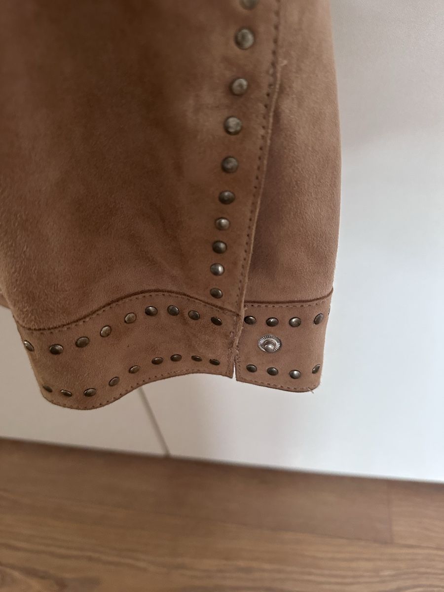 Giacche: Uterqüe Suede Jacket, size M, studded, Western Style – Nuovo e nell'imballaggio originale da Binningen venduto da can_s2yh 4