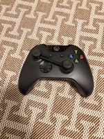 Xbox One Controller schwarz gebraucht