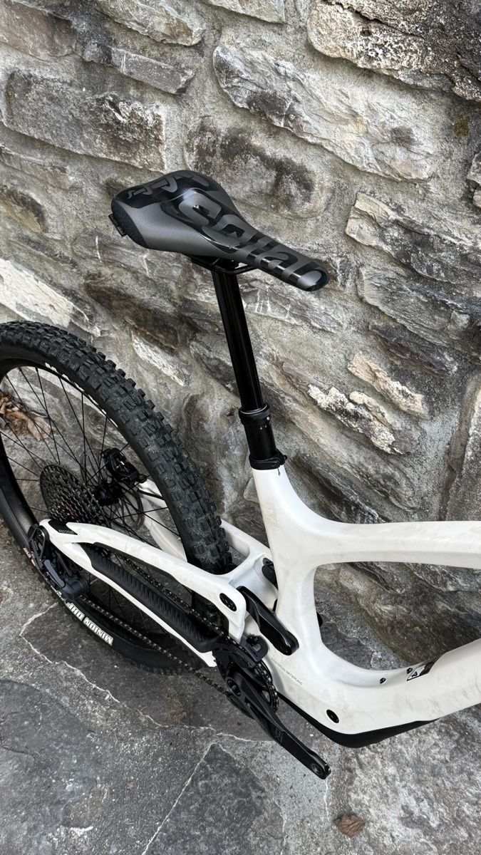 Velos: BOLD Unplugged Ultimate M – Neu (gemäss Beschreibung) aus Troistorrents von mor_p5rv 3