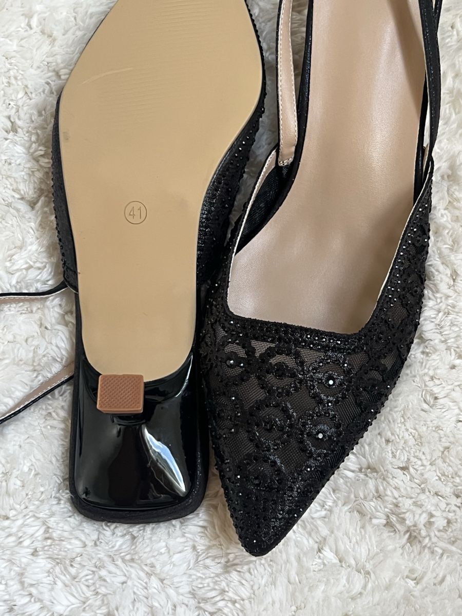 Chaussures femmes: Absatzschuhe schwarz mit glitzer – Neuf (Voir description) à Affoltern am Albis par mor_v6cg 2