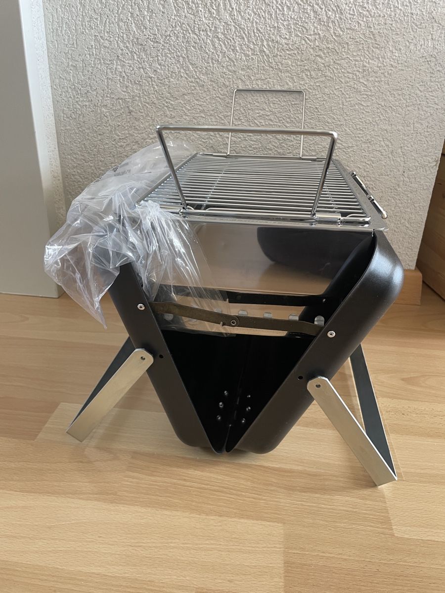 Grills: Originalverpackter Koffergrill Kohlegrill – Neu und originalverpackt aus Zürich von telefonalarm