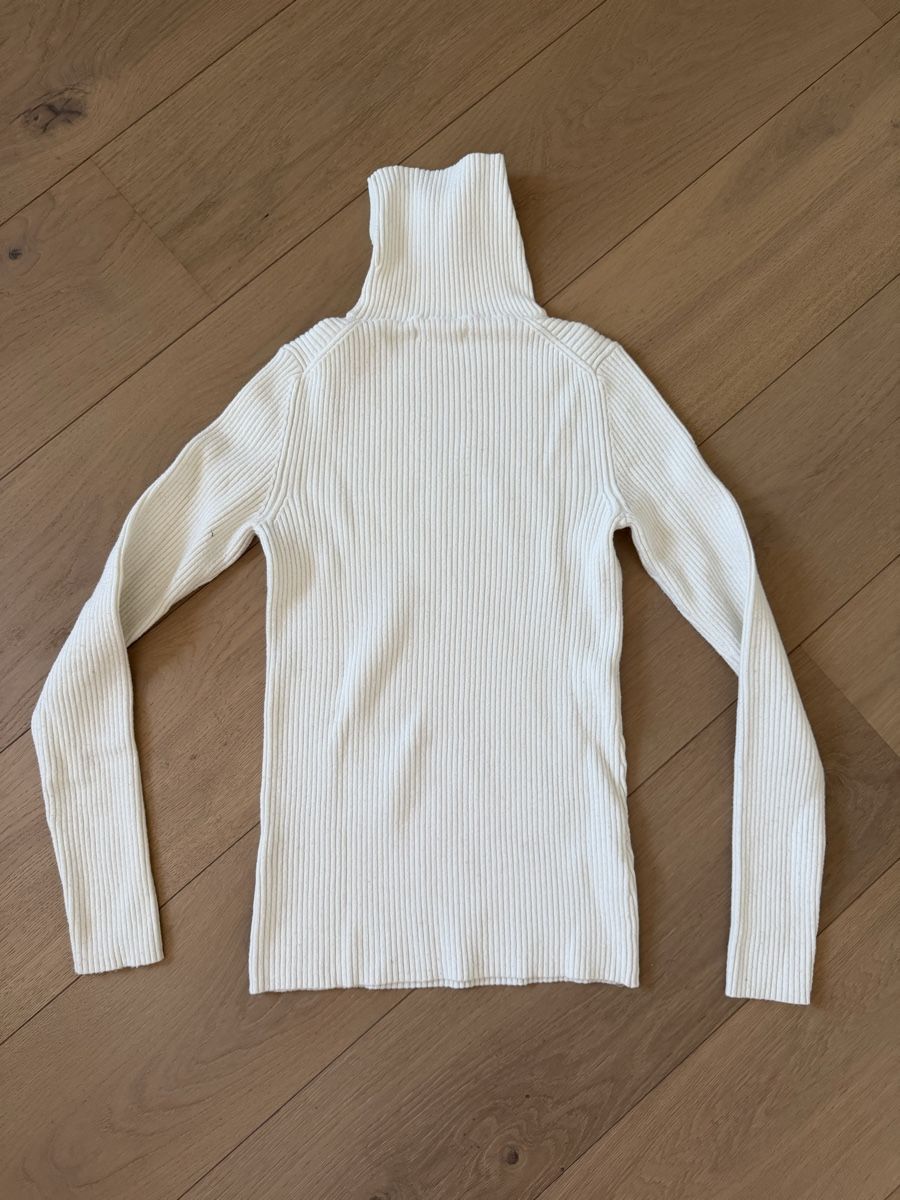 Maglioni & Felpe: Rollkragenpullover RESERVED weiss Grösse M – Usato da Winterthur venduto da saram26 1