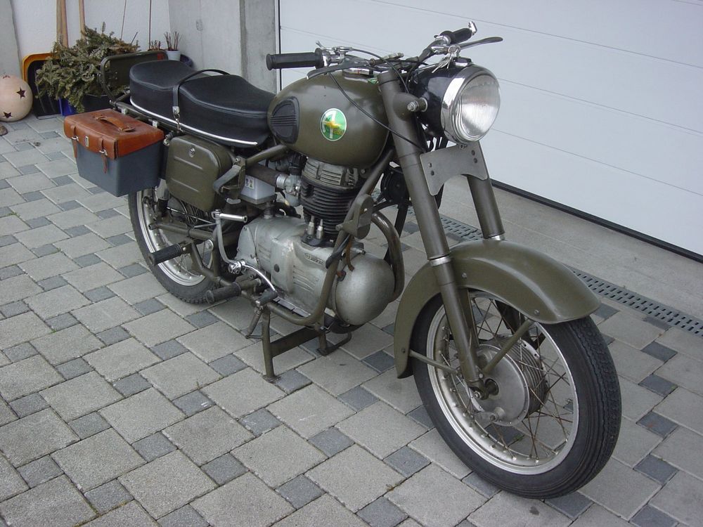 Motorrad CONDOR A250 CH Armee / zum aufbereiten | Kaufen auf Ricardo