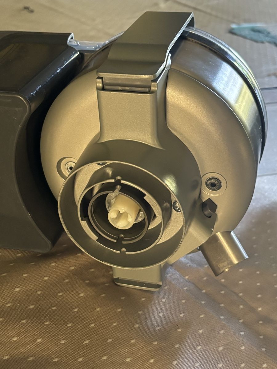 Kenwood Elettrodomestici da cucina: Centrifugeuse pour Kenwood chef – Usato da Chêne-Bougeries venduto da gre_d86j 1