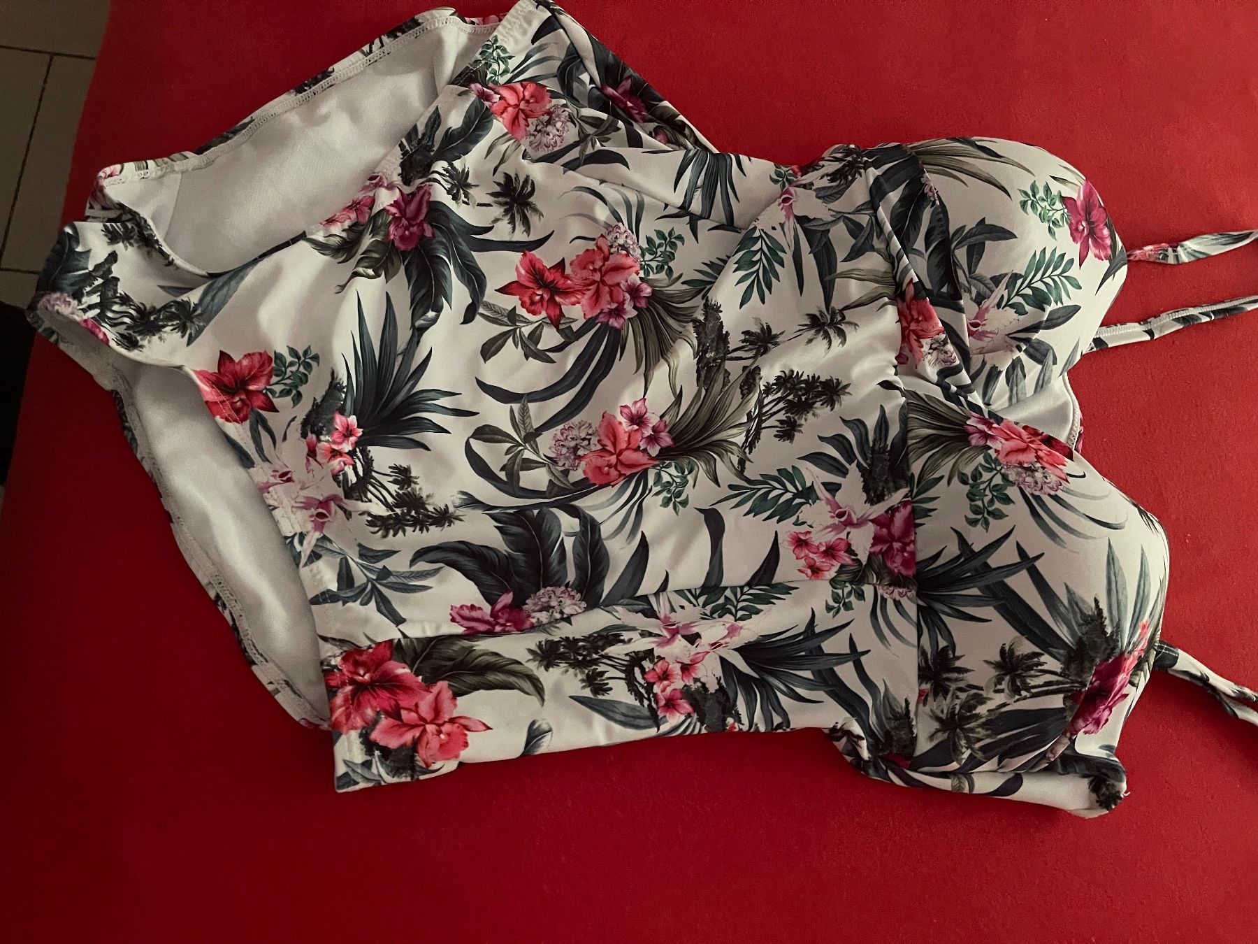 Badekleider & Bikinis: Badekleid, Gr.42 – Gebraucht aus Bolligen von Aquella71 7