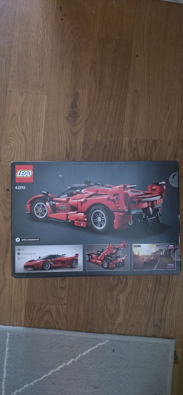 Technics Kit di costruzioni: Lego Technic Ferrari Asphalt Legens – Nuovo e nell'imballaggio originale da Biberist venduto da Drgoeime85 1