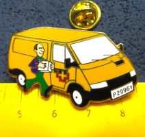 VW BUS PTT SCHWEIZ PIN AUTO ENAMEL GOLDIG