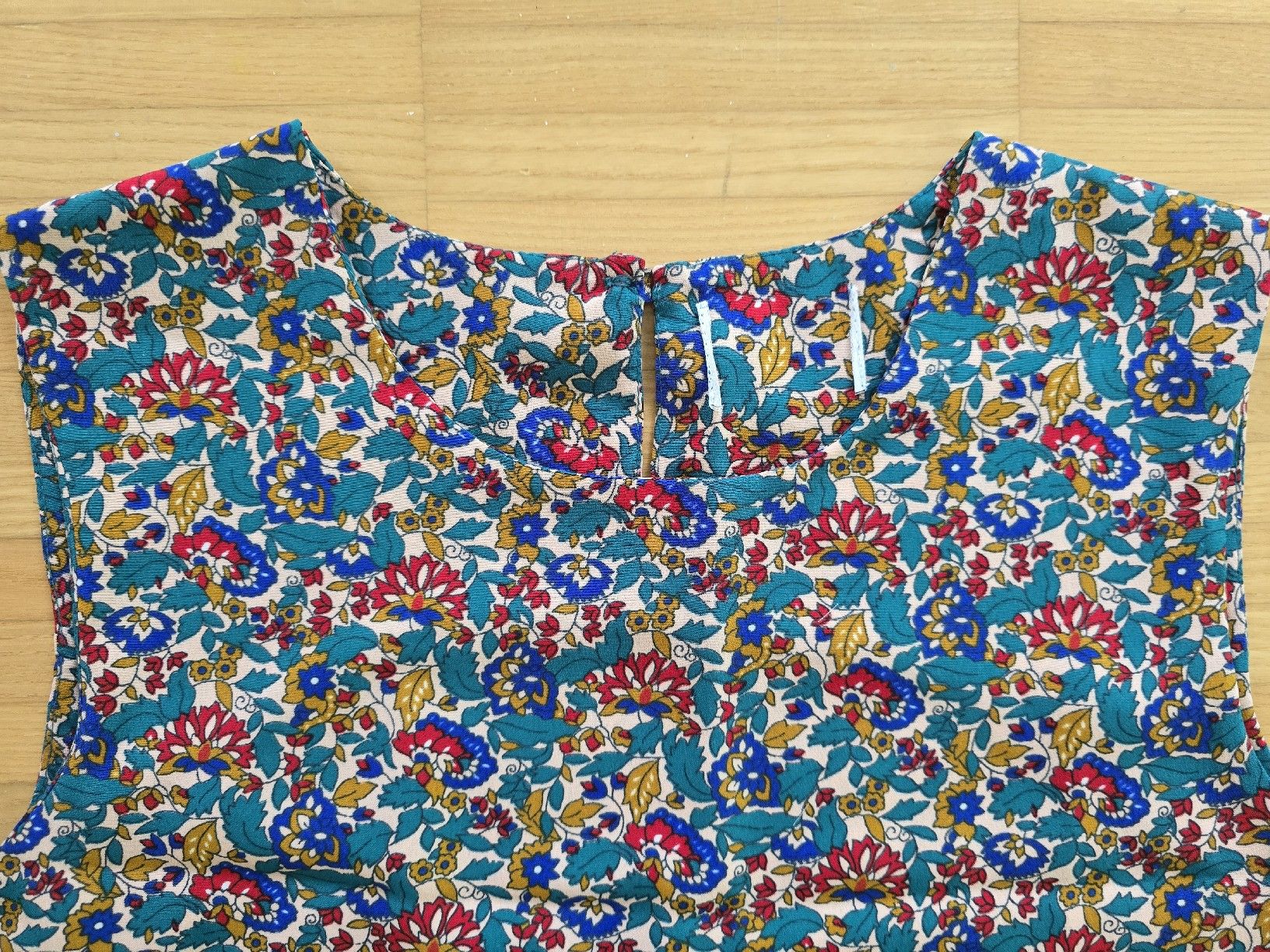 Camicette: Blusen mit Blumenmuster, Grösse XS – Nuovo (secondo la descrizione) da St. Gallen venduto da A.W.128 2