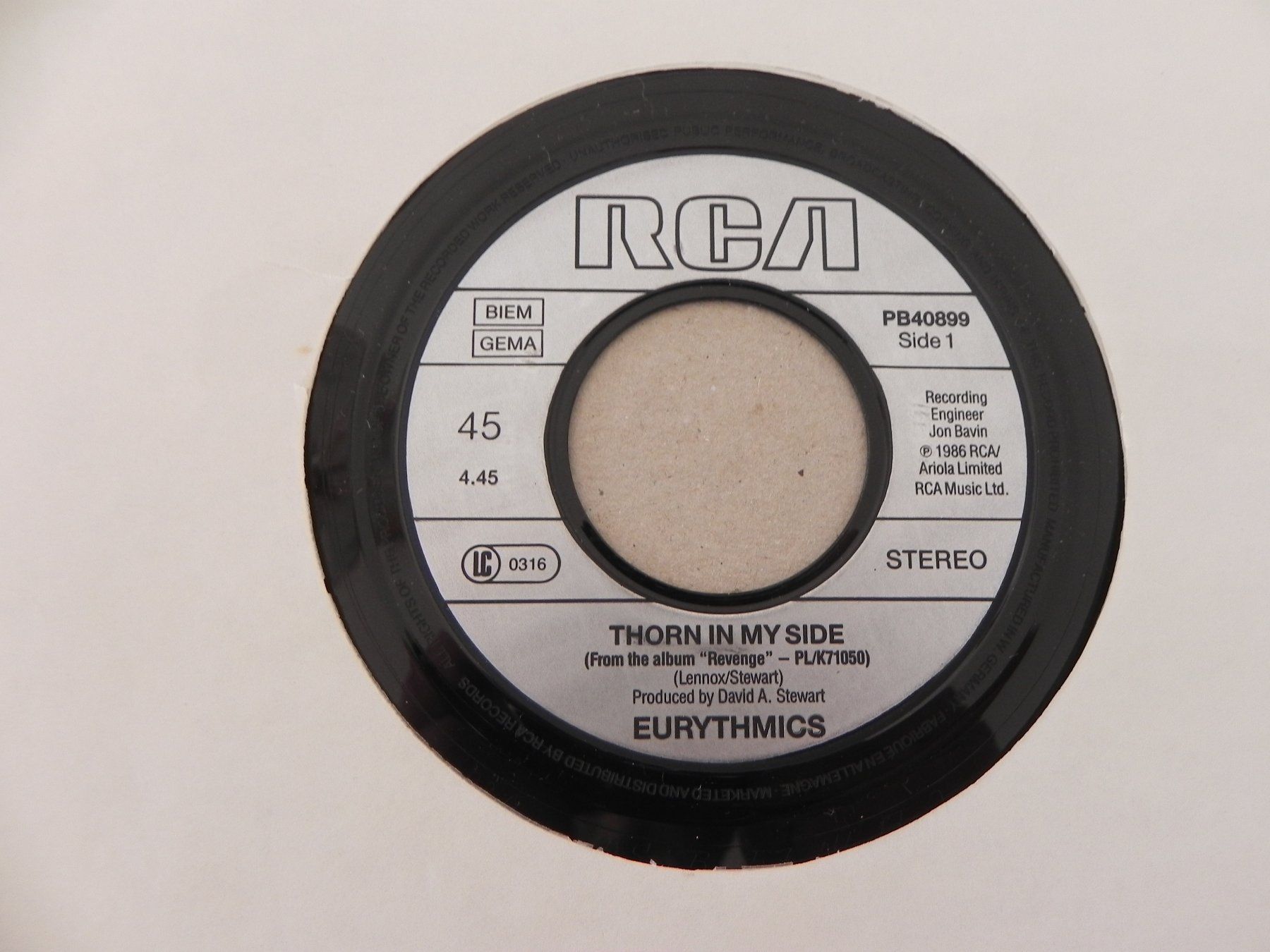 Dischi in vinile: Single brit. Pop Duo Eurythmics 1986 Thorn in my Side – Usato da Siebnen venduto da krimsie 2