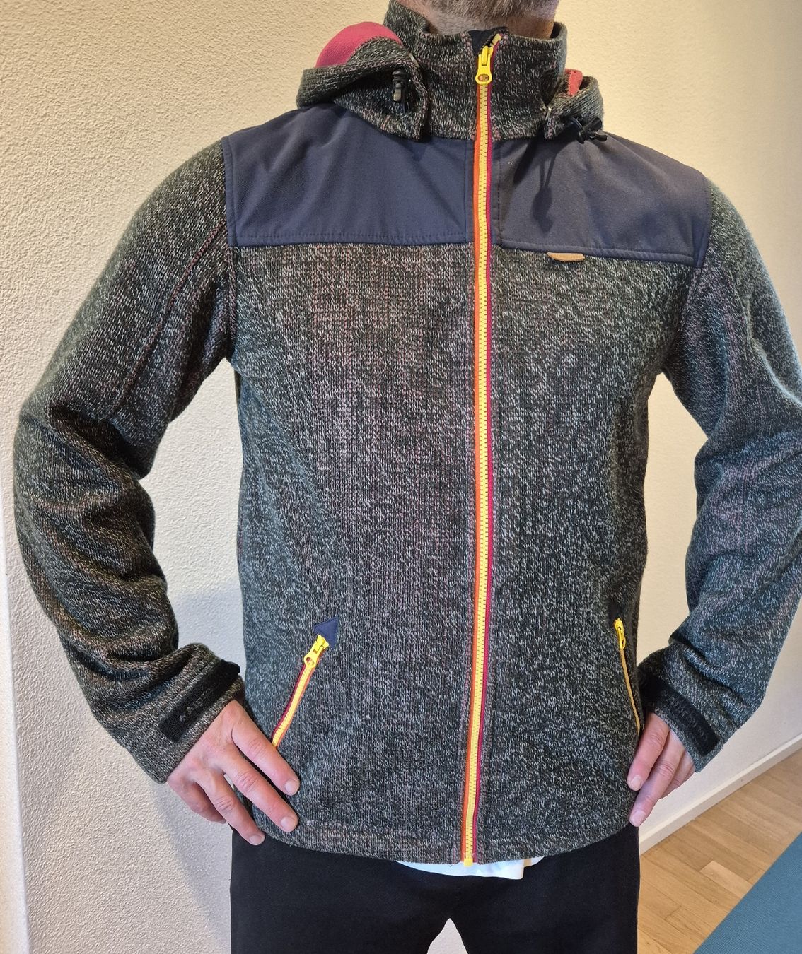 Alprausch Giacche: Alprausch Jacke – Usato da Wagen venduto da hei_nb2v