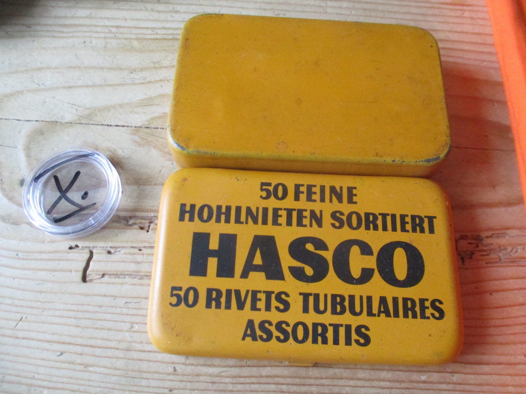 Sonstige Dekorationen & Accessoires: Blechdose Hasco – Gebraucht aus Birsfelden von alles-muss-raus