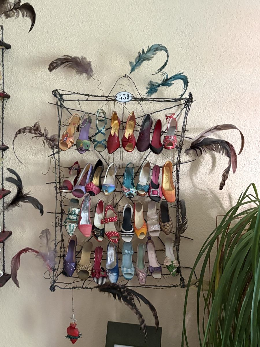 Toutes les décorations: Installation artistique mini-chaussures  – D'occasion à Genève par rap_s5hg 1